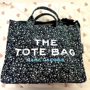 Limited Edition Marc Jacob’s Large The Tote Bag in Black Floral Print